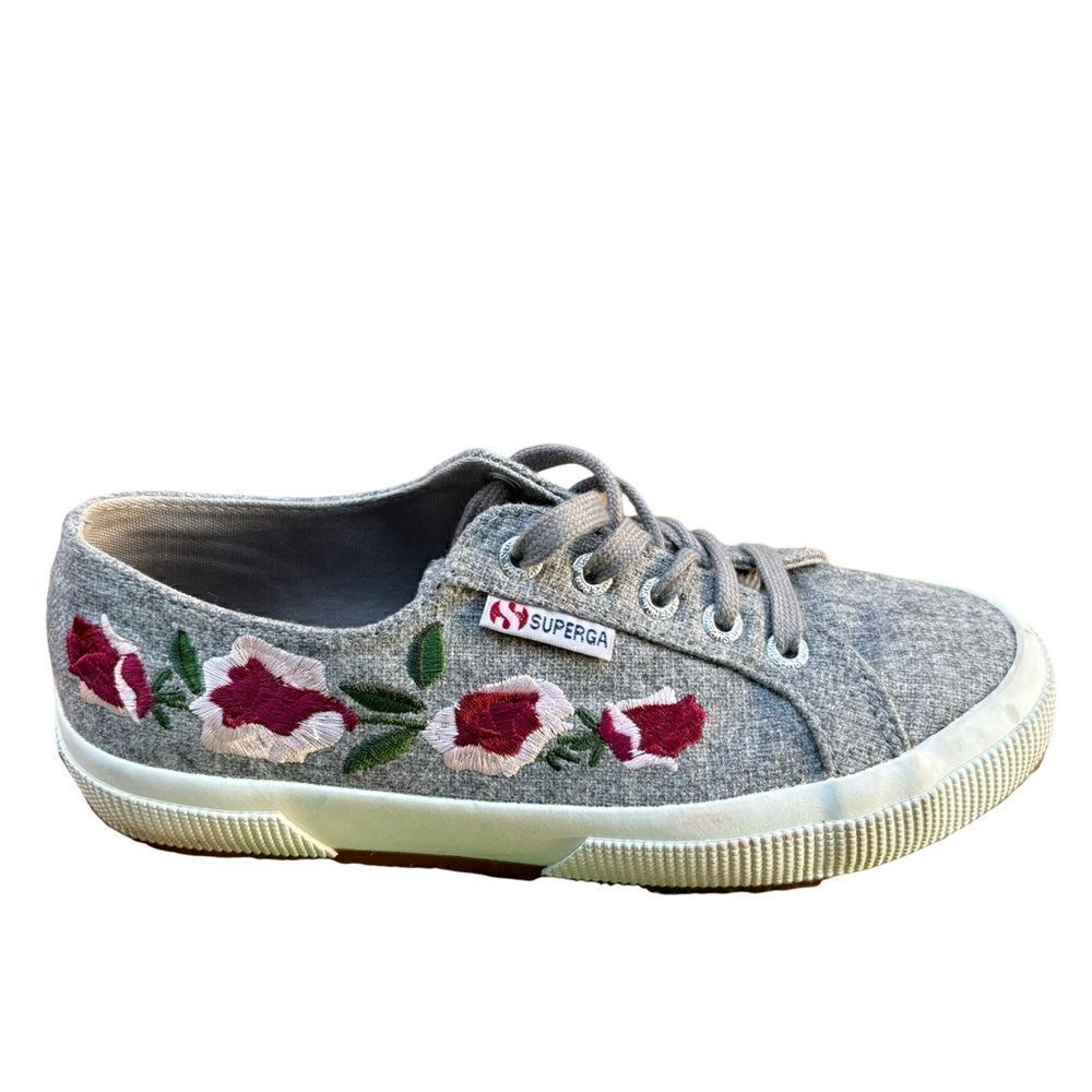Women’s Superga floral print sneakers size 6.5 gray